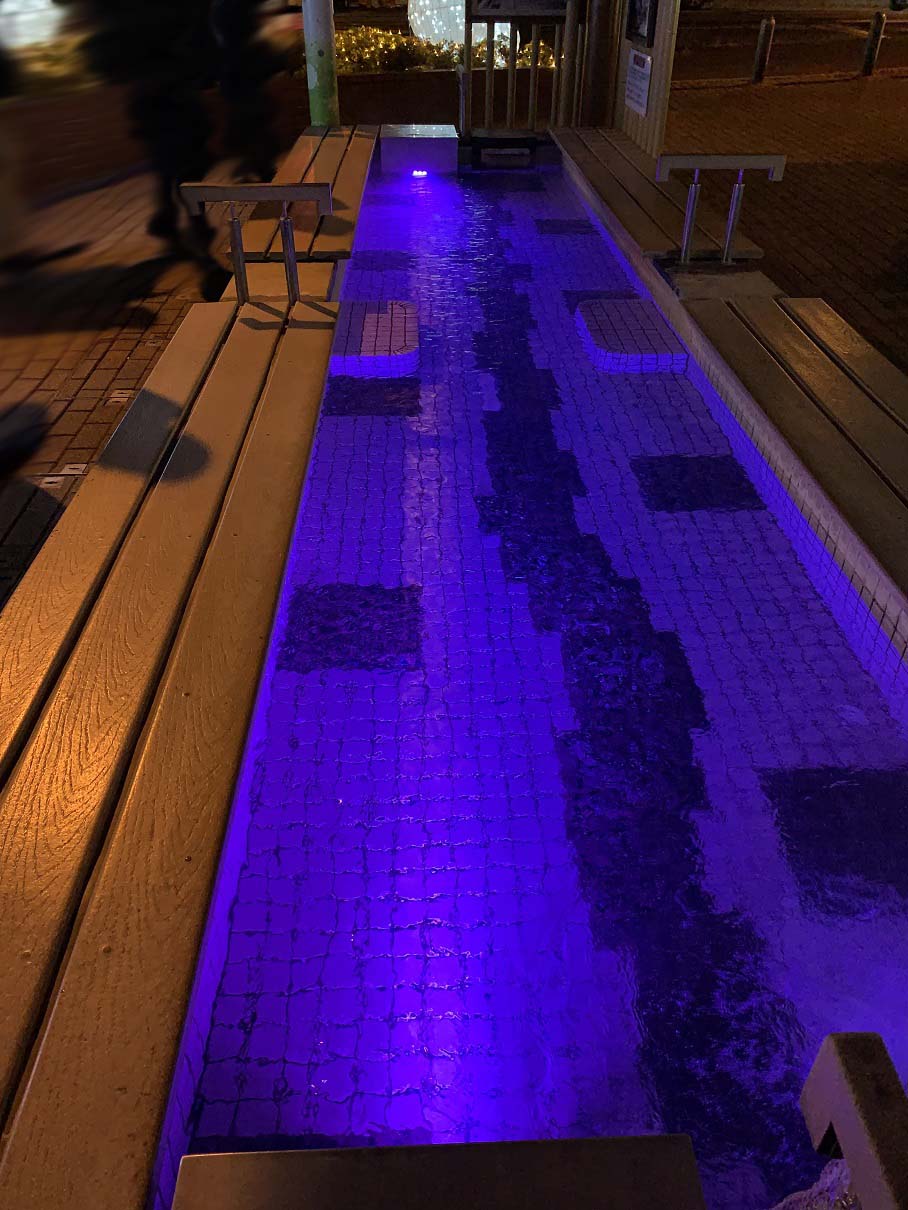 「函館　湯の川冬の灯り」水中照明